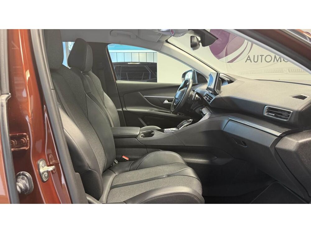 5008 BlueHDi 130 EAT8 Allure Phase 2 - 2022 - CARPLAY - CAMERA - 2022 occasion 60740 Saint-Maximin