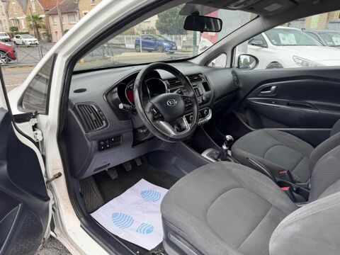 Rio 1.2i - 85 Style + clim 2013 occasion 19100 Brive-la-Gaillarde