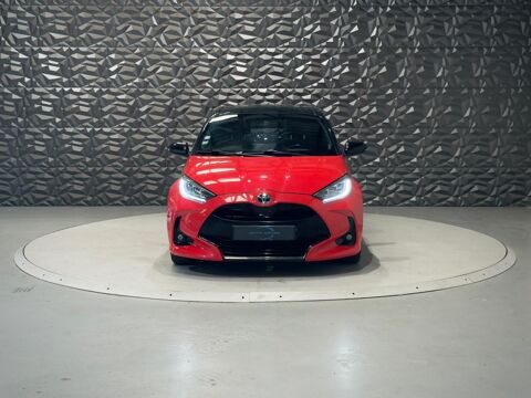 Annonce voiture Toyota Yaris 15490 €