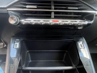 208 1.2i PureTech 12V S&S - 100 II 2019 BERLINE Style PHASE 1 2022 occasion 83490 Le Muy