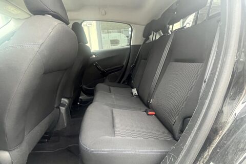 208 1.2i -Signature -82ch - courroie chang&eacute; - carplay - camera d 2019 occasion 78760 Jouars-Pontchartrain