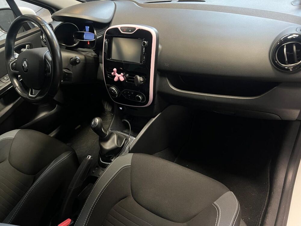 Clio IV 1.5 DCI 90CH - FINITION LIMITED - GARANTIE 6 MOIS MINIM 2016 occasion 33700 M&eacute;rignac