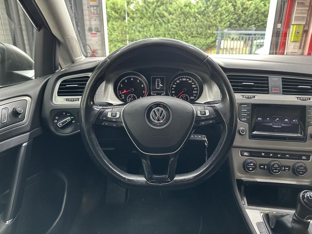 Golf 1.4 16V TSI ACT BlueMotion - 140 VII BERLINE Confortline PH 2014 occasion 33370 Artigues-pr&egrave;s-Bordeaux