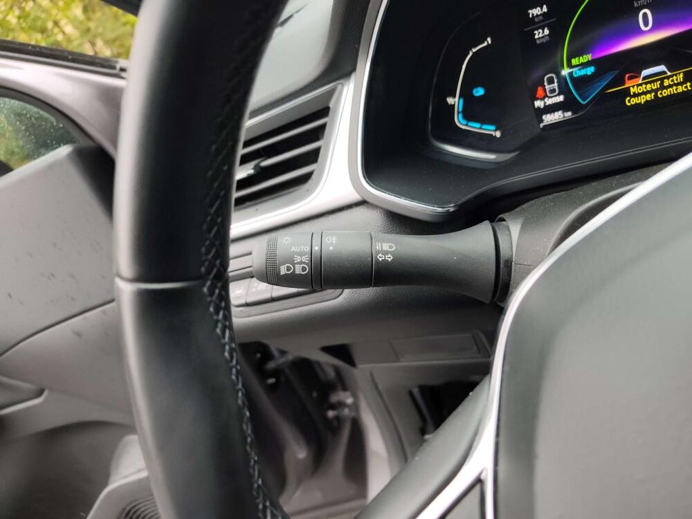 Captur 1.6 E-Tech Hybride - 145 - BVA multi-modes 2021 II Intens P 2022 occasion 77185 Lognes