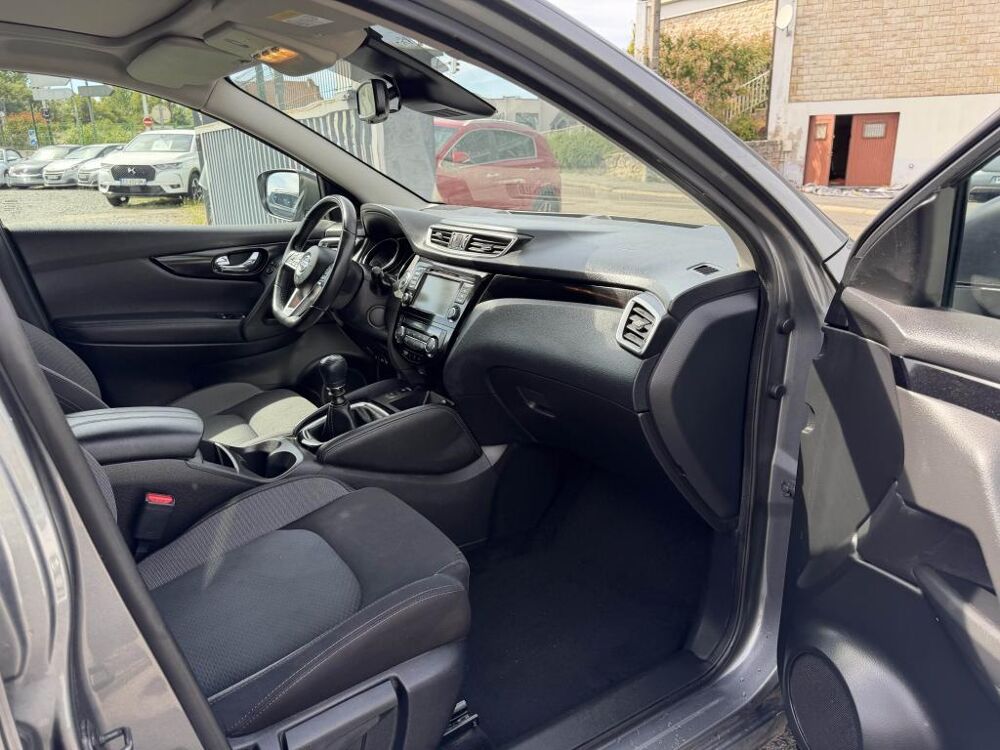 Qashqai 1.5 dCi - 115 N-Connecta gps + clim + camera AR et 360 + Rad 2020 occasion 19100 Brive-la-Gaillarde