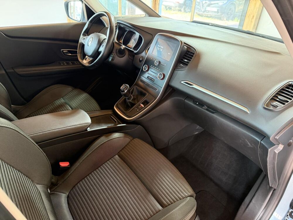 Grand Sc&eacute;nic II IV Zen 1.5 Energy dCi - 110 - 7pl 2017 occasion 33700 M&eacute;rignac