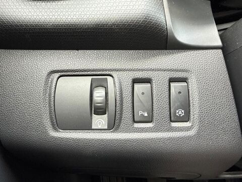 Clio IV 0.9 Energy TCe 90 Intens, 10990? ou 233,48? par mois pend 2016 occasion 31660 Bessi&egrave;res