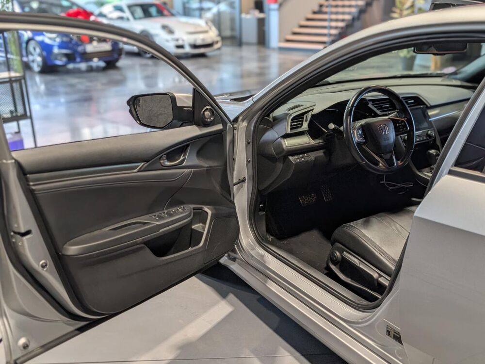 Civic 1.5 i-VTEC 182 ch CVT Prestige - SIEGES CHAUFFANTS - TOIT OU 2018 occasion 25300 Pontarlier