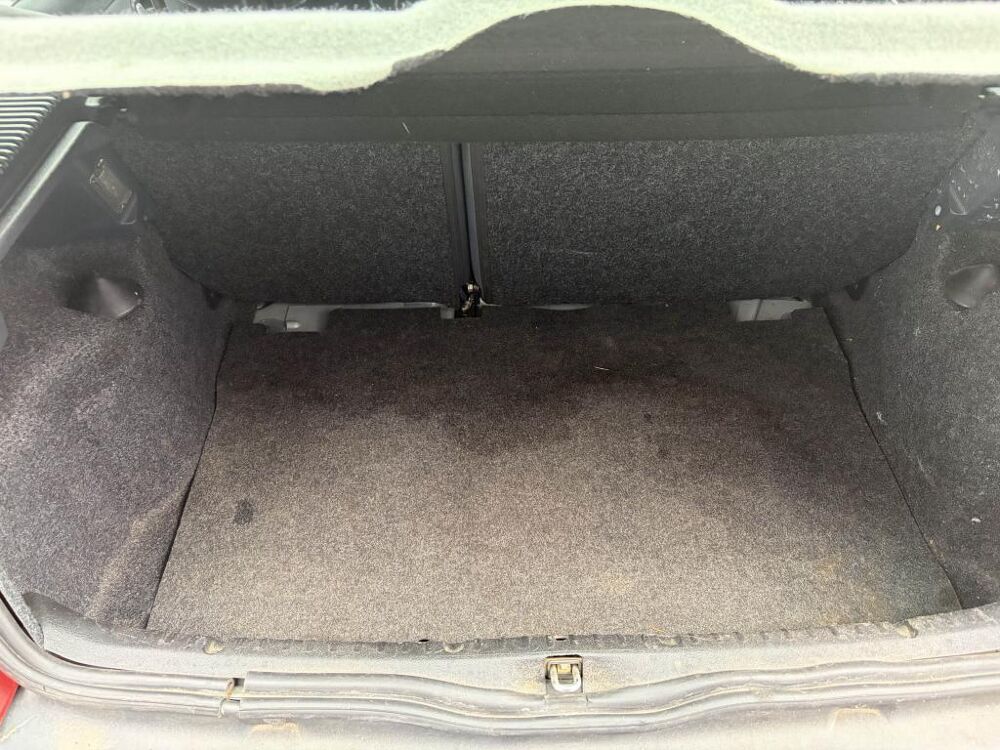 Clio 1.2i 16V II BERLINE Confort Authentique PHASE 3 2004 occasion 76710 Eslettes