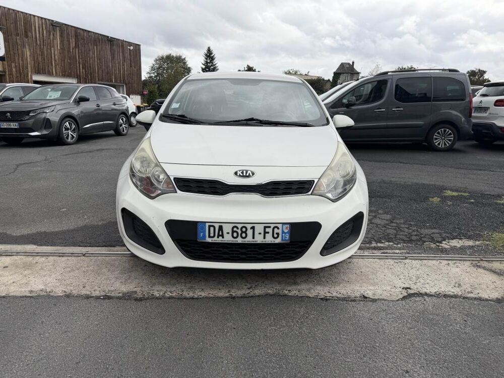 Rio 1.2i - 85 Style + clim 2013 occasion 19100 Brive-la-Gaillarde