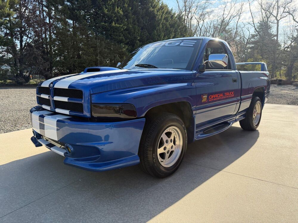RAM INDY PACE CAR Matching 44 000 miles d\'origine 1996 occasion 91830 Le Coudray-Montceaux