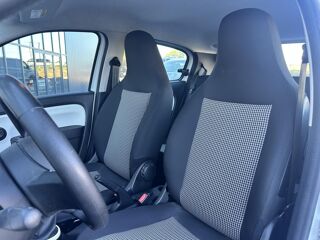 Twingo 1.0 SCe - 70 Euro 6 III BERLINE Life 2 PHASE 1 2016 occasion 33450 Montussan