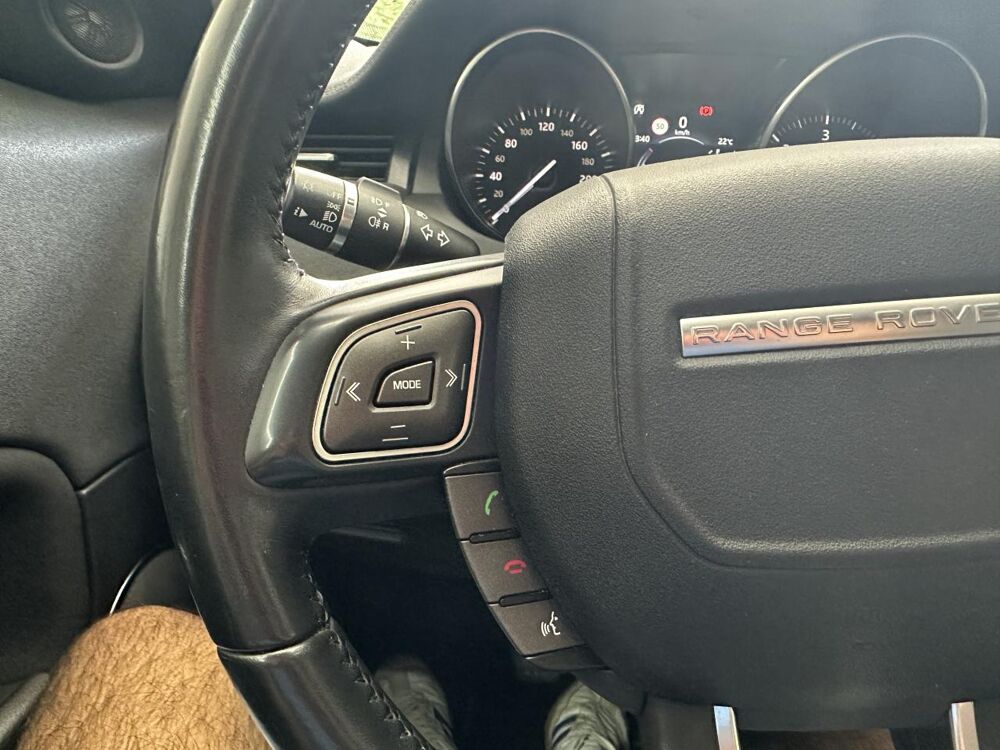 Range Rover Evoque 2.0 TD4 150 SE DYNAMIC 4WD 2017 occasion 33370 Artigues-pr&egrave;s-Bordeaux