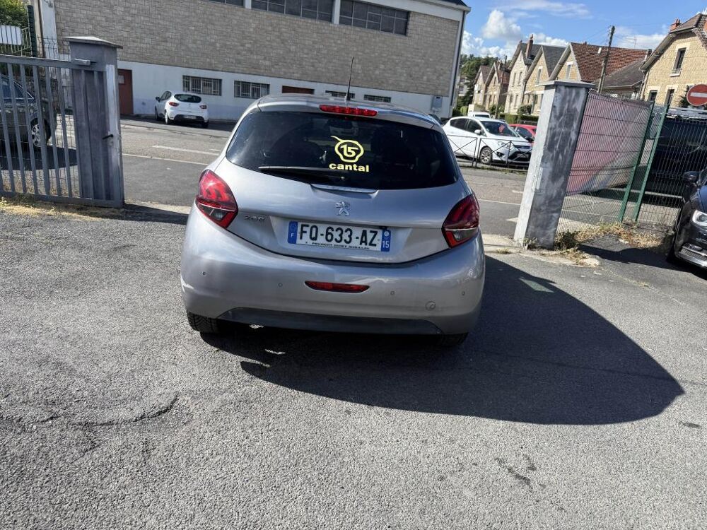 208 1.5 BlueHDi S&S - 100 Allure GPS + RADAR AR + CLIM 2020 occasion 19100 Brive-la-Gaillarde