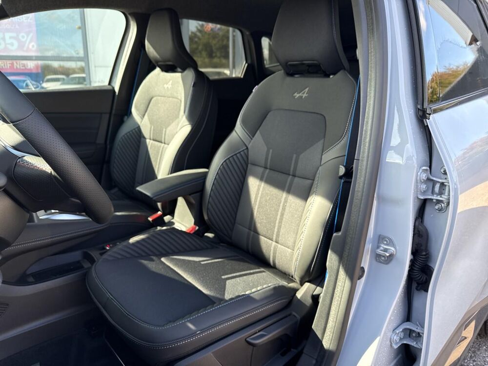 Symbioz 1.8 e-tech full hybrid 160 esprit alpine 2026 occasion 54520 Laxou
