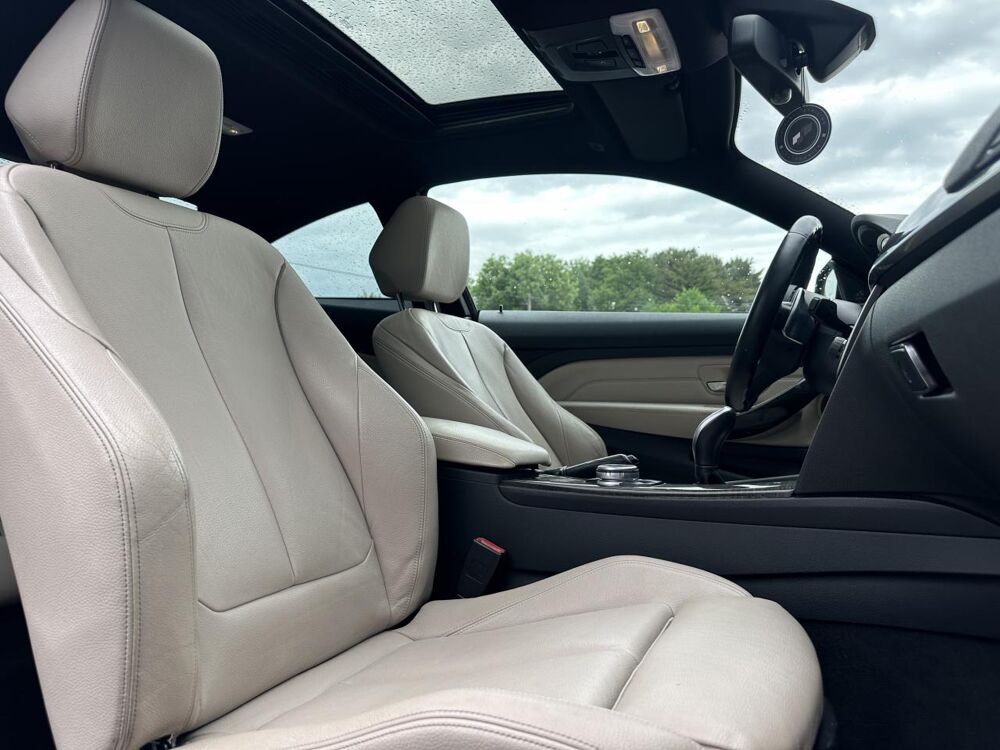 S&eacute;rie 4 435d xDrive Coup&eacute; Luxury - BVA Sport F32 F82 - GARANTIE 12 2014 occasion 33450 Montussan