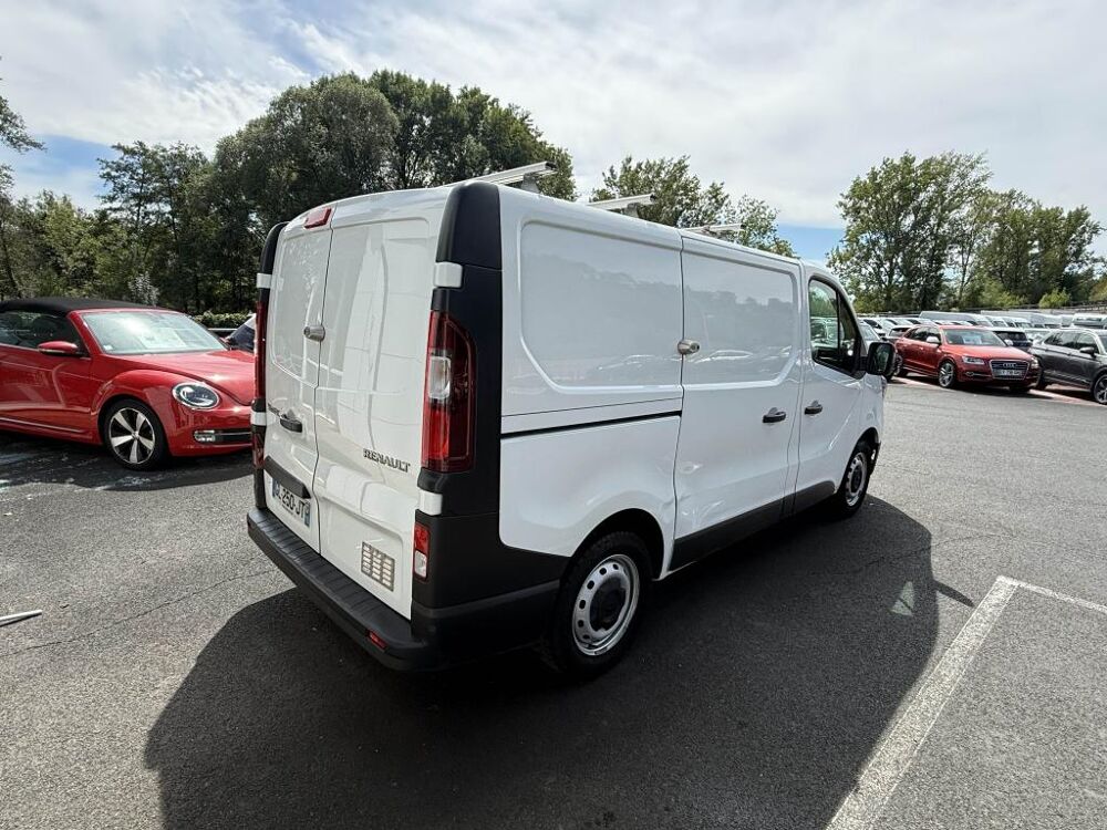 Trafic L1H1 2800 Kg 2.0 Blue dCi - 130 Fourgon Grand Confort TVA RE 2022 occasion 19100 Brive-la-Gaillarde