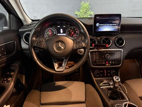 Classe GLA 200d BM X156 Sensation - GARANTIE 6 MOIS 2017 occasion 33700 M&eacute;rignac