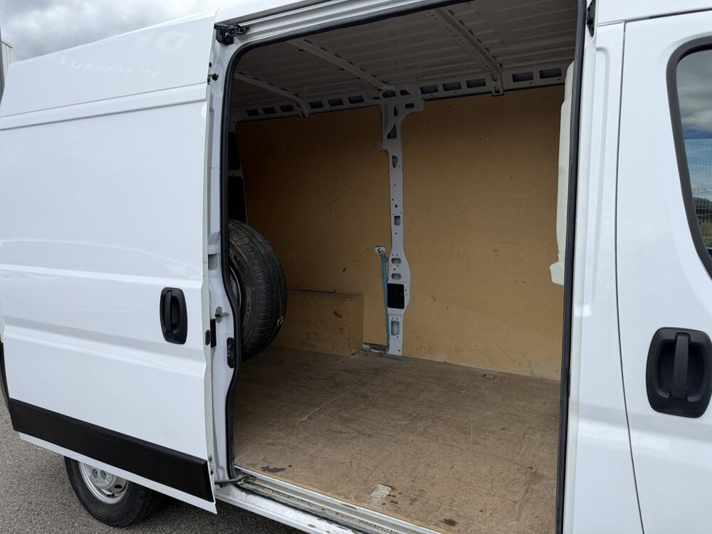 Jumper 30 l2h2 2.2 bluehdi 140 s&s driver 2021 occasion 85150 Les Achards