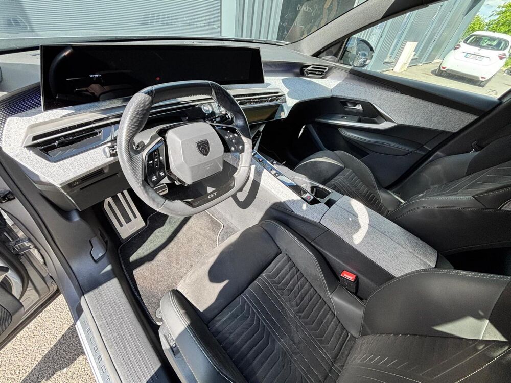 3008 1.2i Hybrid -136CH - BV e-DCS6 - Finition GT - 2025 - Garant 2025 occasion 33130 B&egrave;gles