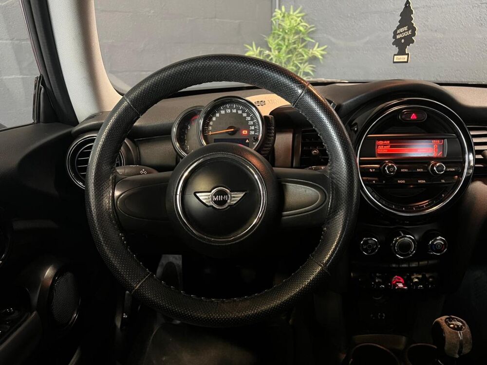 Cooper D 1.5 D - 95 CH F56 COUPE FINITION One D 2014 occasion 33700 M&eacute;rignac