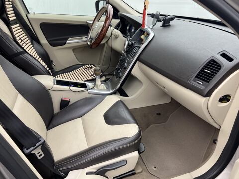 XC60 D4 FAP - 4x4 - 163 CH - Momentum - 5 Cylindres - 2013 - Gara 2013 occasion 33130 B&egrave;gles