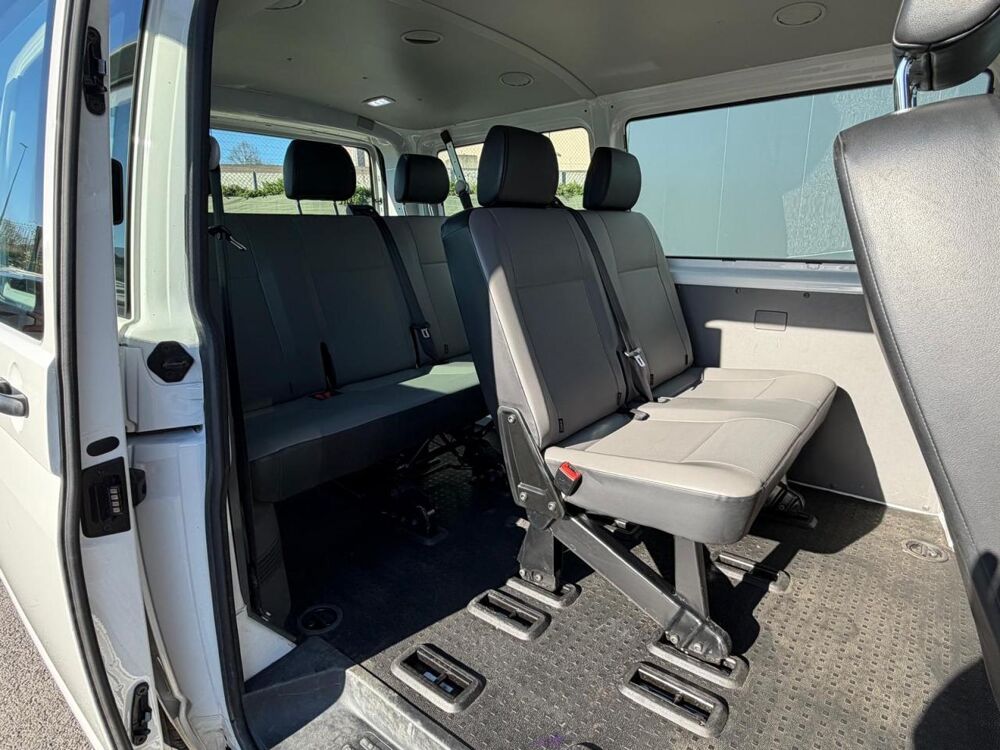 Transporter T6 MINIBUS 8 Places 2.0 TDI 110 Business Line 2020 occasion 35300 Foug&egrave;res