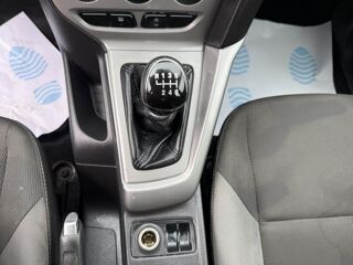 Focus 1.6 TDCi FAP - 95 BERLINE Trend CLIM + RADAR AR 2012 occasion 19100 Brive-la-Gaillarde