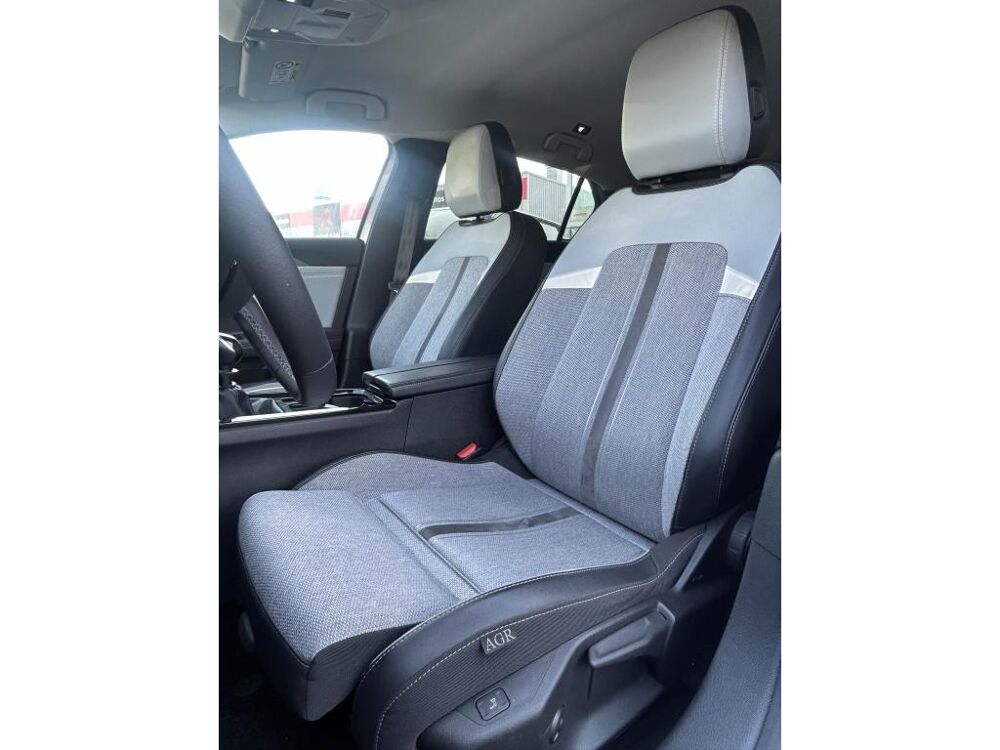 Astra ELEGANCE BUSINESS TURBO 130ch 2023 occasion 44700 Orvault