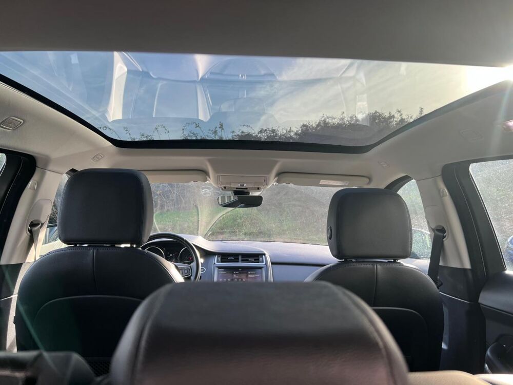 E-PACE 2.0 D150 150 S AWD BVA / TOIT PANORAMIQUE / HAYON ELECTRIQUE 2019 occasion 42170 Saint-Just-Saint-Rambert