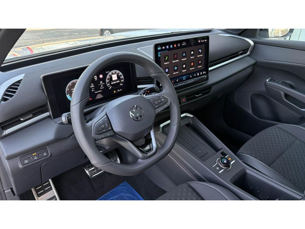 T-ROC 1.5 eTSI 150 DSG R-Line +IQ LIGHT+T.OUVR+PACK BLACK 2026 occasion 81580 Soual