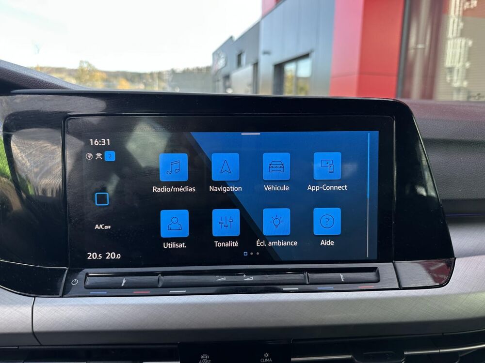 Golf 1.5 eTSI OPF - 150 - BV DSG 7 VIII BERLINE Life 1st PHASE 1 2020 occasion 25300 Pontarlier