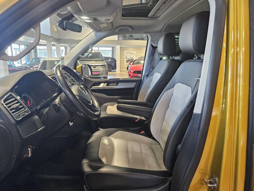 MULTIVAN T6 2.0 TDI 150 DSG 7PL 70 ANNIVERSAIRE BULLI 2017 occasion 26000 Valence