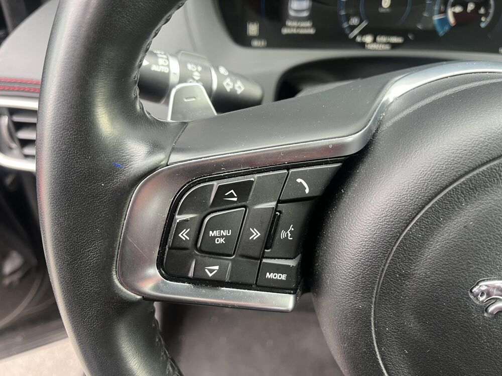 F-PACE 3.0 D V6 - 300 CH - BVA - AWD - 2017 - Garantie 12 mois 2017 occasion 33130 B&egrave;gles