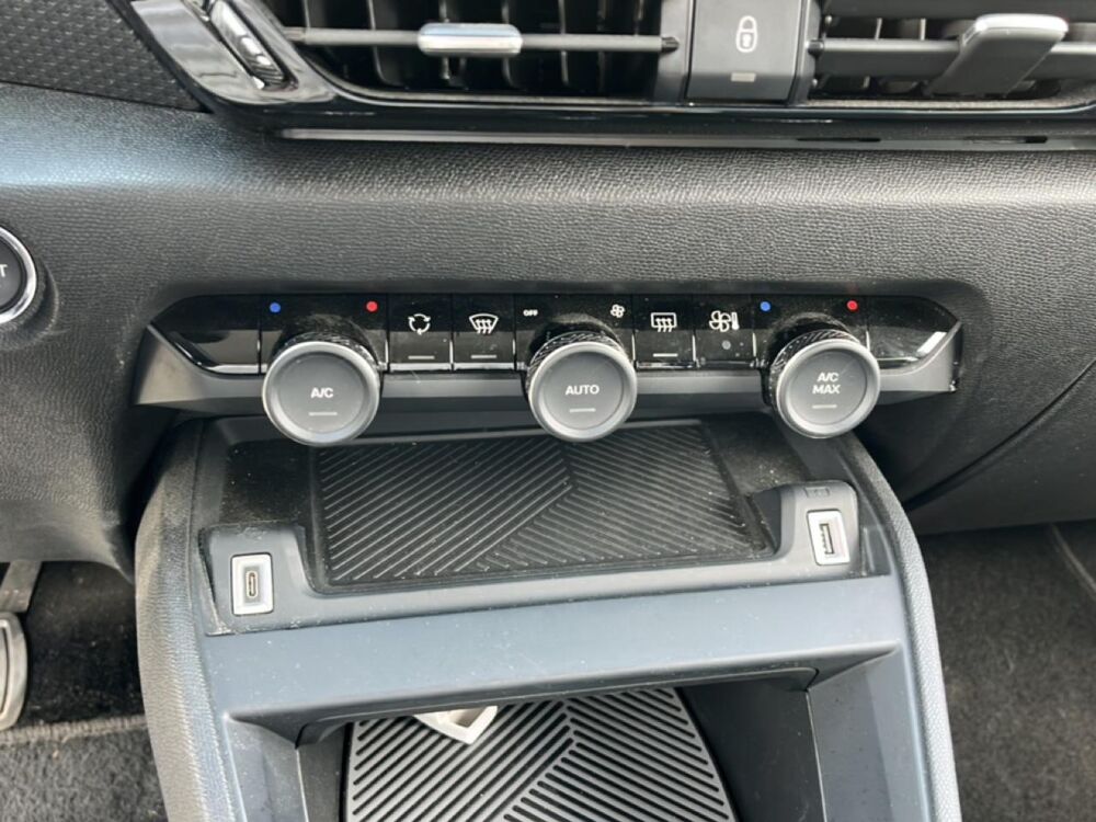 C4 1.5 bluehdi 130 max automatique 2024 occasion 85150 Les Achards