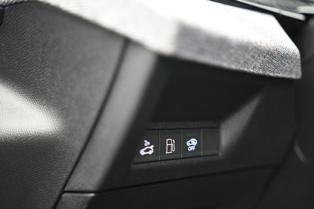 3008 Plug-in Hybrid 195 e-DCS7 GT occasion 17130 Montendre