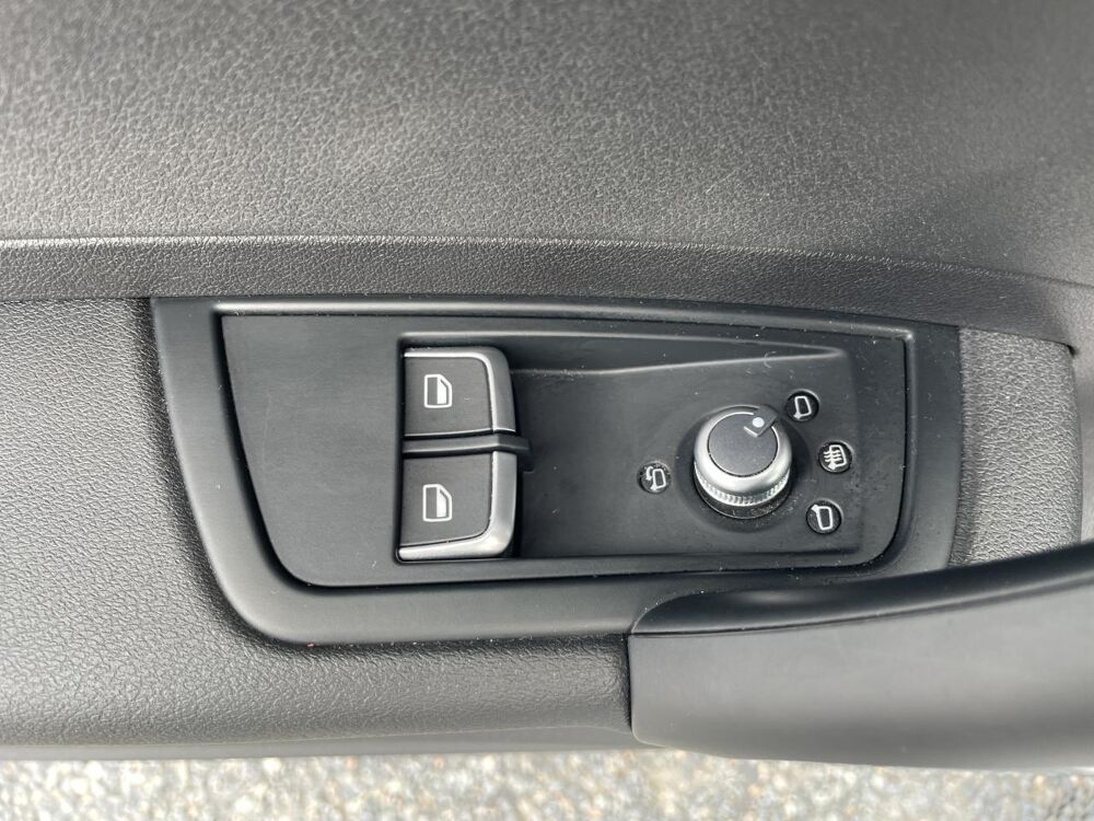 A1 1.0 TFSI 95 CH ULTRA ACTIVE PH 2-HIST COMPLET AUDI-GARANTIE 2016 occasion 33127 Saint-Jean-d'Illac