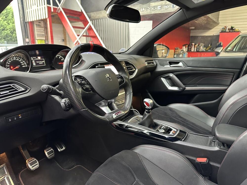 308 1.6 THP 16V S&S - 270 II 2013 BERLINE GTi by Peugeot Sport 2018 occasion 33370 Artigues-pr&egrave;s-Bordeaux