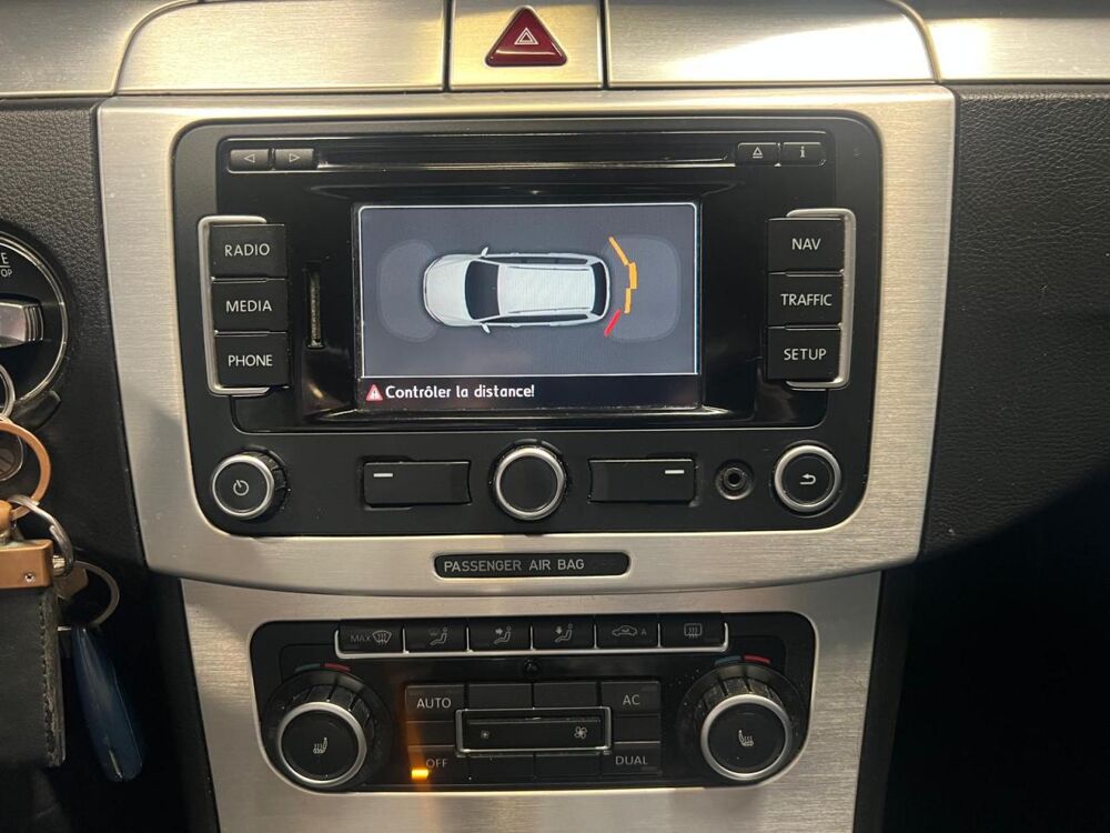 Passat 2.0 16V TDI BlueMotion - 140ch Carat - GARANTIE 6 MOIS MINIM 2011 occasion 33700 M&eacute;rignac