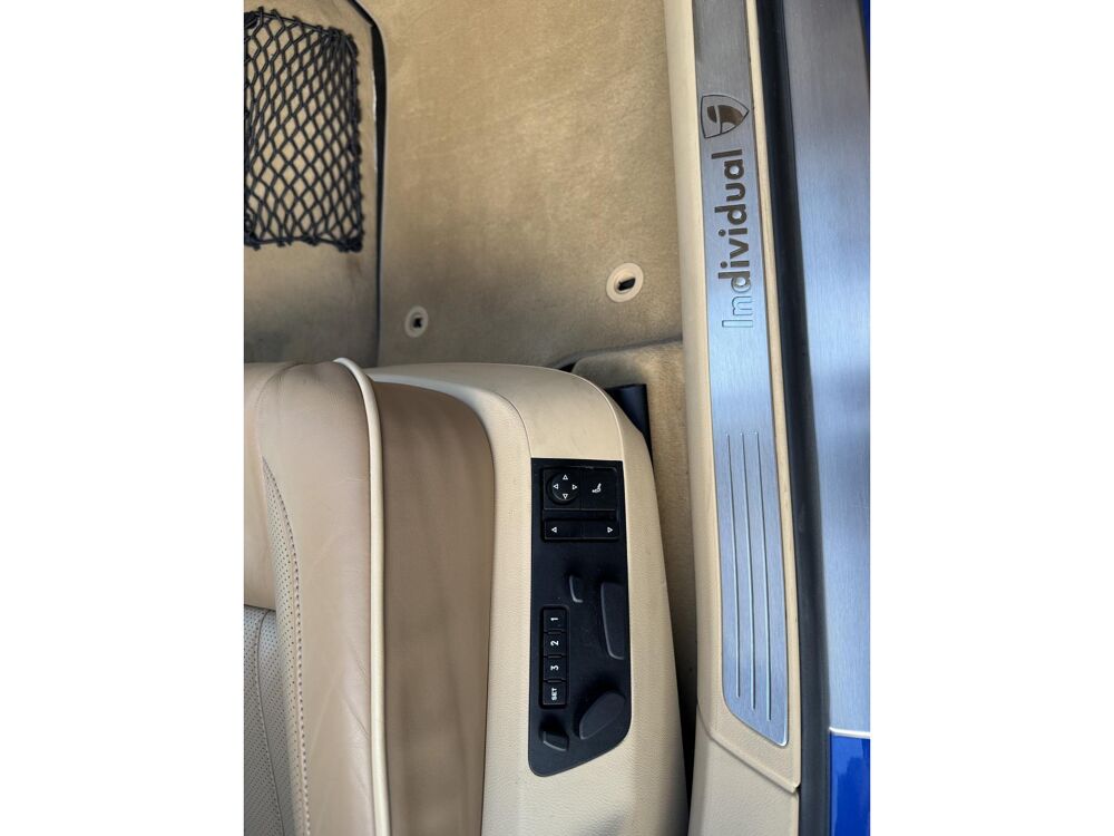 Phaeton 4.2i V8 - 335 - BV Tiptronic LIMOUSINE 4pl 4Motion / INDIVI 2008 occasion 78300 Poissy