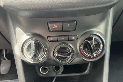 208 1.2i -Signature -82ch - courroie chang&eacute; - carplay - camera d 2019 occasion 78760 Jouars-Pontchartrain