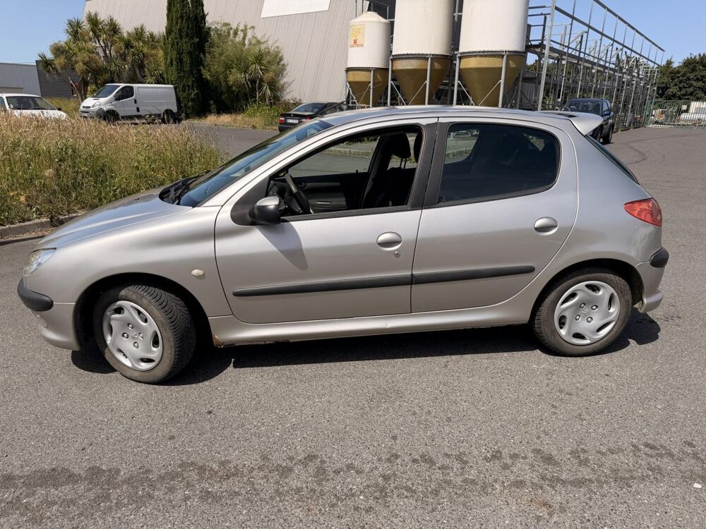 206 1.4 HDi BERLINE X Line 2005 occasion 22640 Plestan