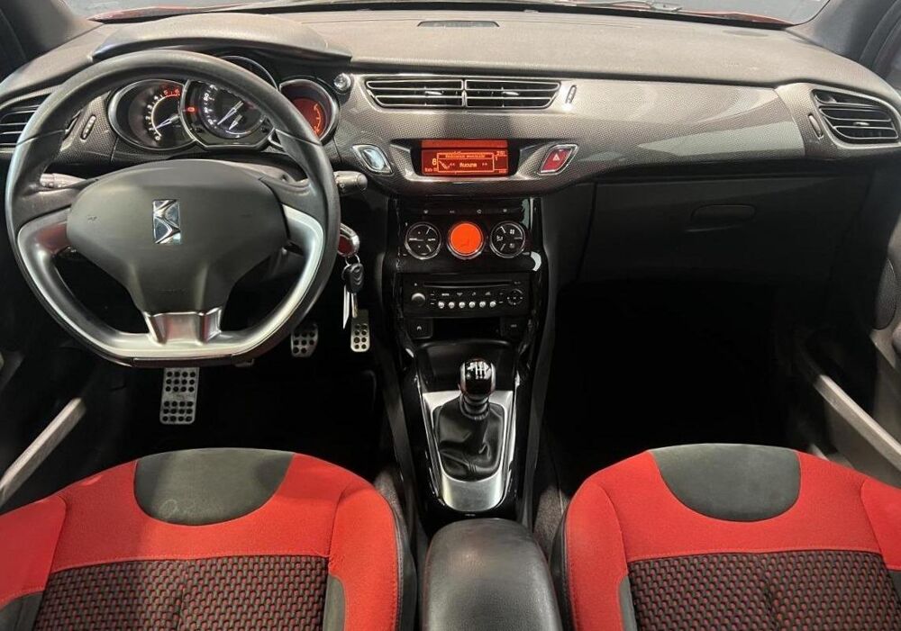DS3 SPORT CHIC 1.6 VTi 16V 120 CH BVM5 2011 occasion 19100 Brive-la-Gaillarde