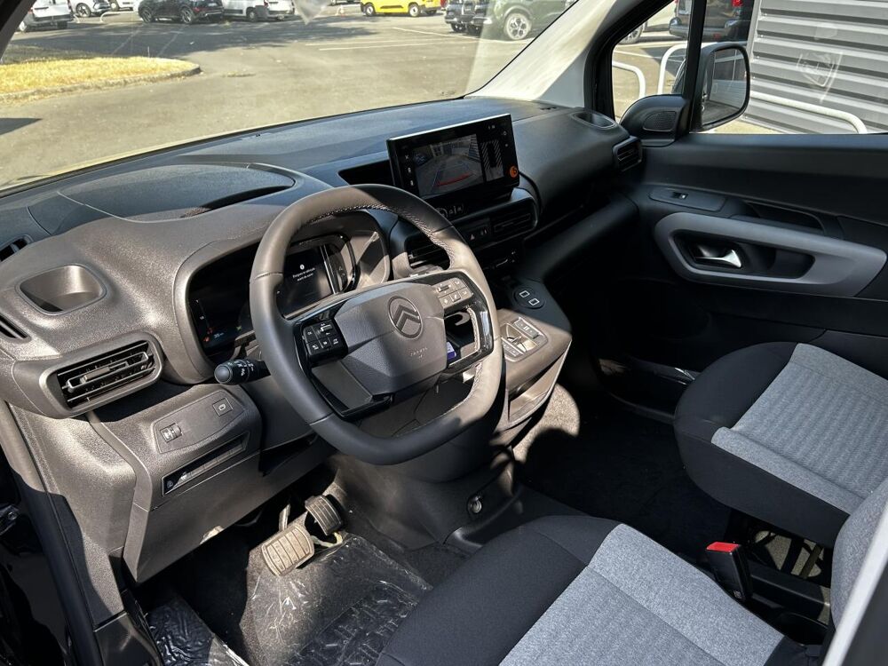 Berlingo M // N1 BlueHDi 130 Plus EAT8 5pl  CarPlay  JA16Noir  Rad 2026 occasion 34190 Ganges
