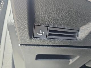 3008 1.2 hybrid 145 gt e-dcs6 2026 occasion 85150 Les Achards