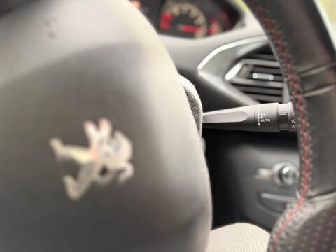 308 GT LINE 130 - CAM - CARPLAY - ETHANOL HOMOLOGUE 2018 occasion 13760 Saint-Cannat