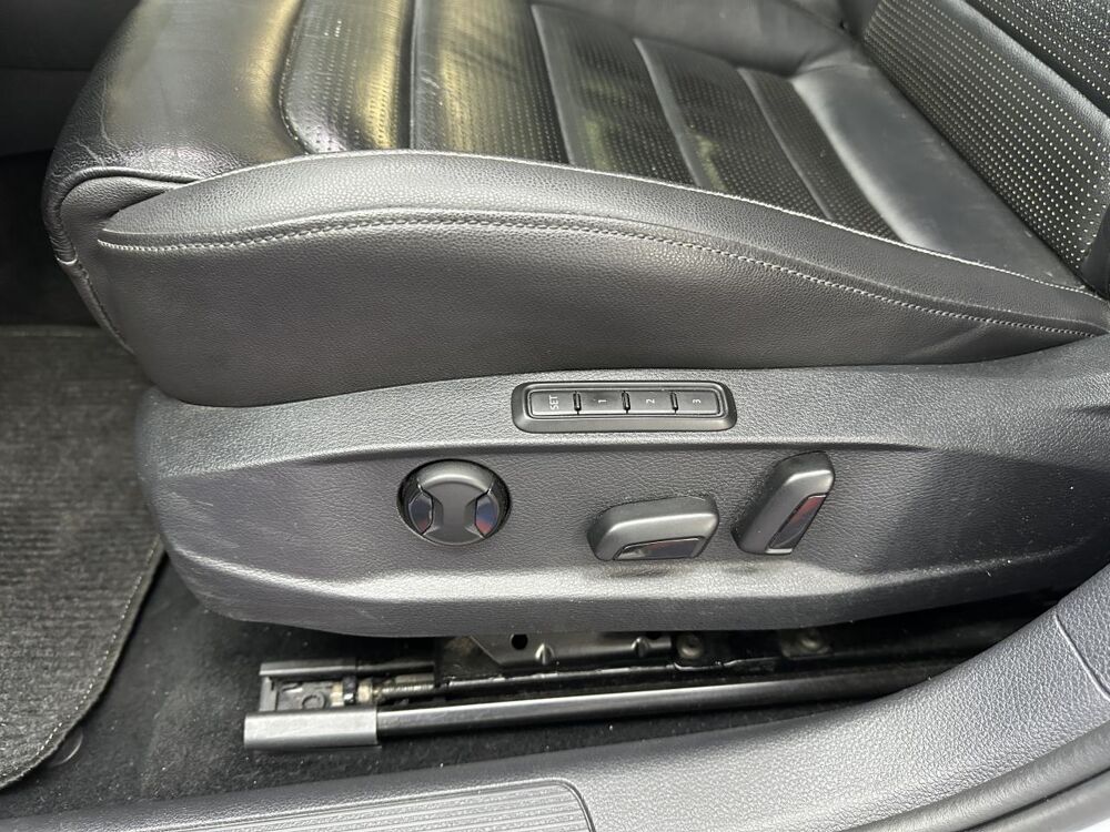 Golf 1.6 16V TDI CR - 115 - BV DSG 7 VII BERLINE Carat Exclusive 2018 occasion 33370 Artigues-pr&egrave;s-Bordeaux