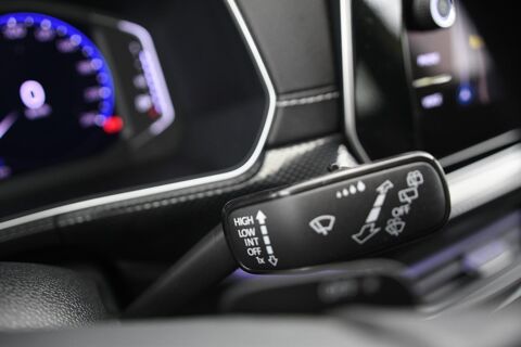 T-Cross 1.0 TSI 115 DSG7 R-Line GARANTIE VW 02/2028 2024 occasion 17500 Jonzac