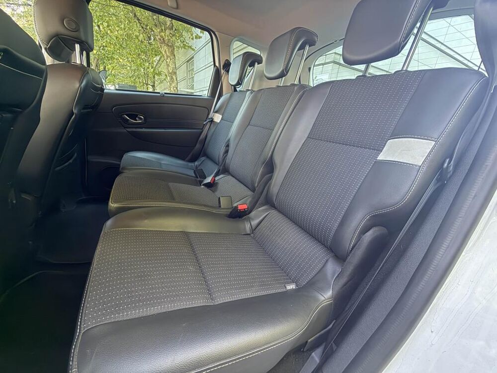 Sc&eacute;nic 1.5 Energy dCi - 110 IV MONOSPACE Intens PHASE 1 2017 occasion 77185 Lognes