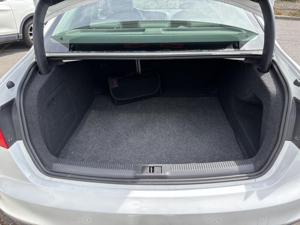A4 LIMOUSINE S LINE 1.8 TFSI 170 - BVA Multitronic - SUIVI COMP 2013 occasion 49070 Beaucouz&eacute;